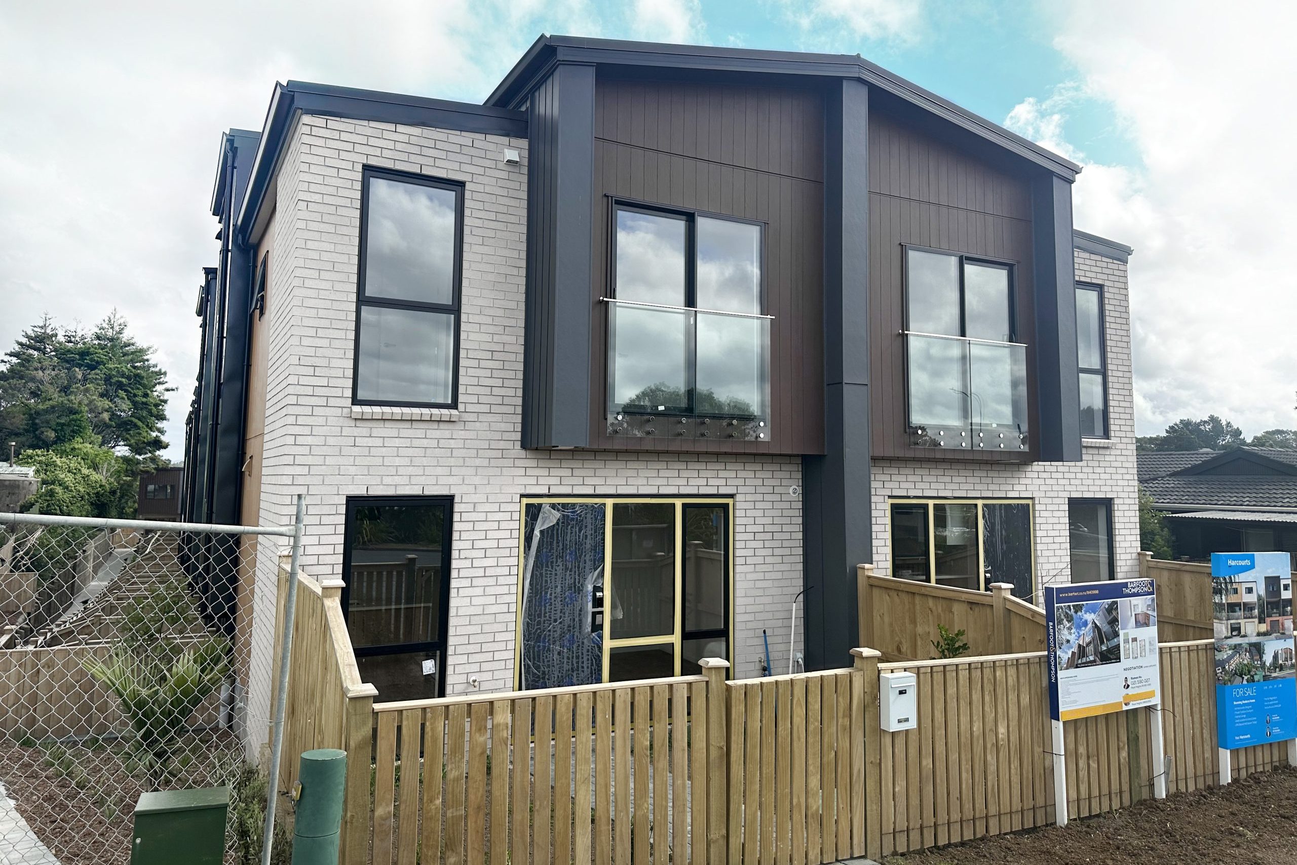 9-11 Schnapper Rock Road, Greenhithe